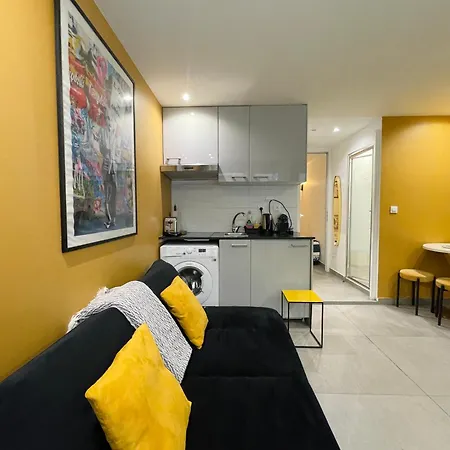 Chic Marais Centre Апартаменты